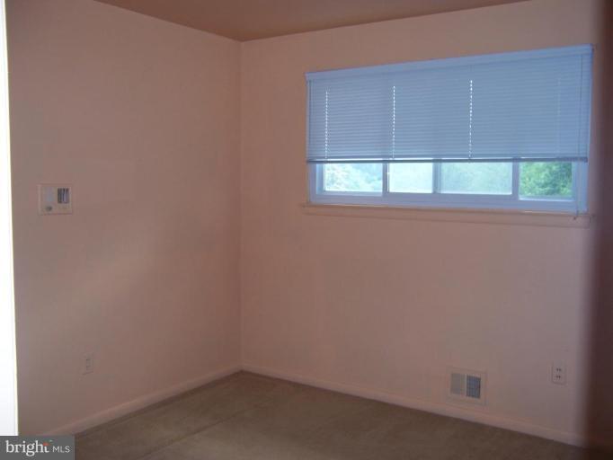 302 Sisson Street Silver Spring, MD 20902 - Photo 14 of 30 Bedroom #3