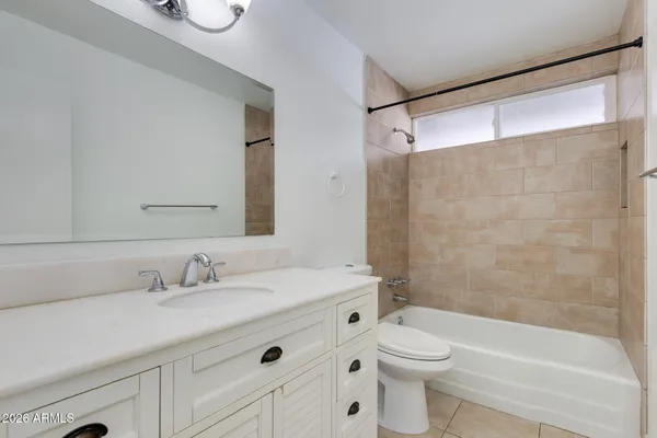 $285,000 | 837 North Revere, Unit E, Mesa, AZ 85201