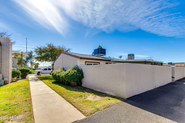 $285,000 | 837 North Revere, Unit E, Mesa, AZ 85201