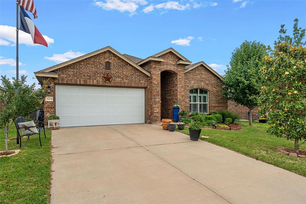 3204 Beutel Road Lorena, TX 76655 - Photo 4 of 38