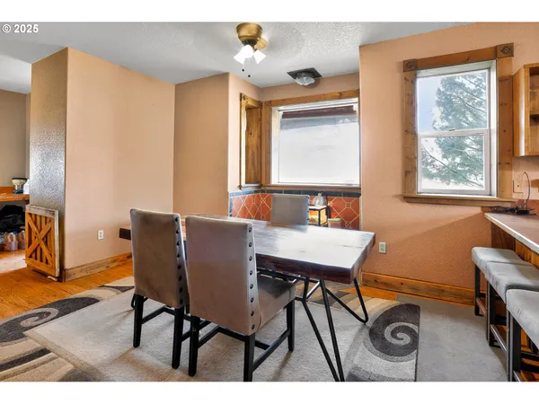 $559,900 | 50251 Bennett Lane, Baker City, OR 97814