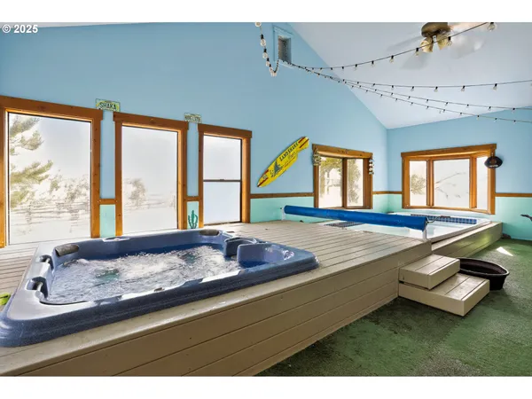 $559,900 | 50251 Bennett Lane, Baker City, OR 97814