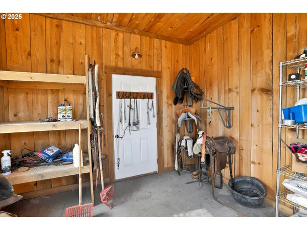 $559,900 | 50251 Bennett Lane, Baker City, OR 97814