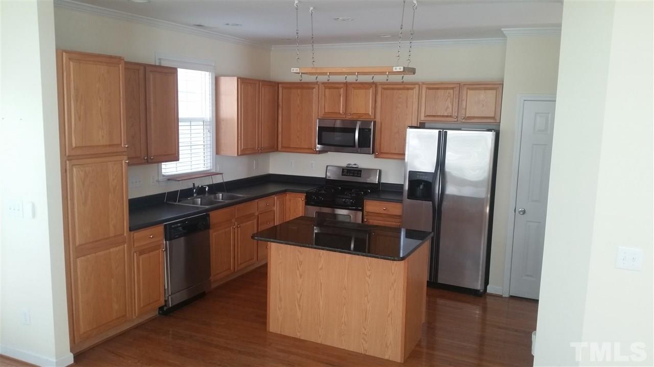 Great Island and stainless steel appliances