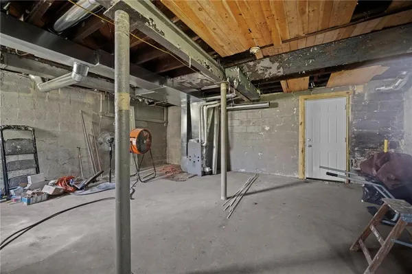 a view of house with a yard outdoor seating area