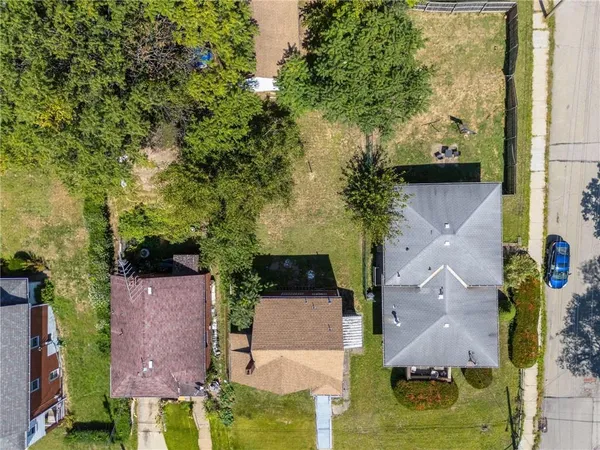 $1,500 | 505 Wylie Avenue, Clairton, PA 15025