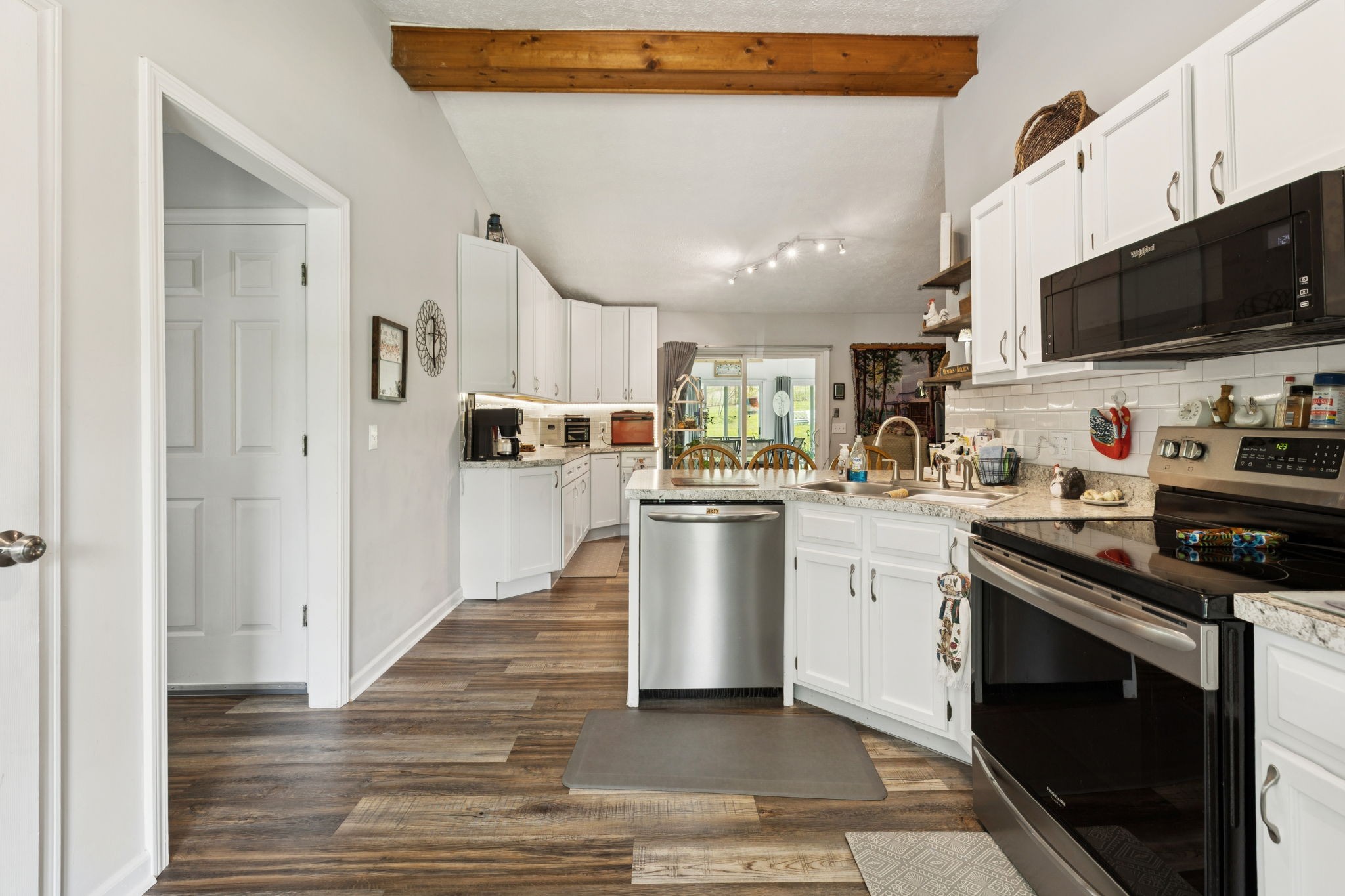 255 St Mary's Road Buffalo Valley, TN 38548 - Photo 22 of 61 a kitchen with stainless steel appliances a stove microwave and a refrigerator