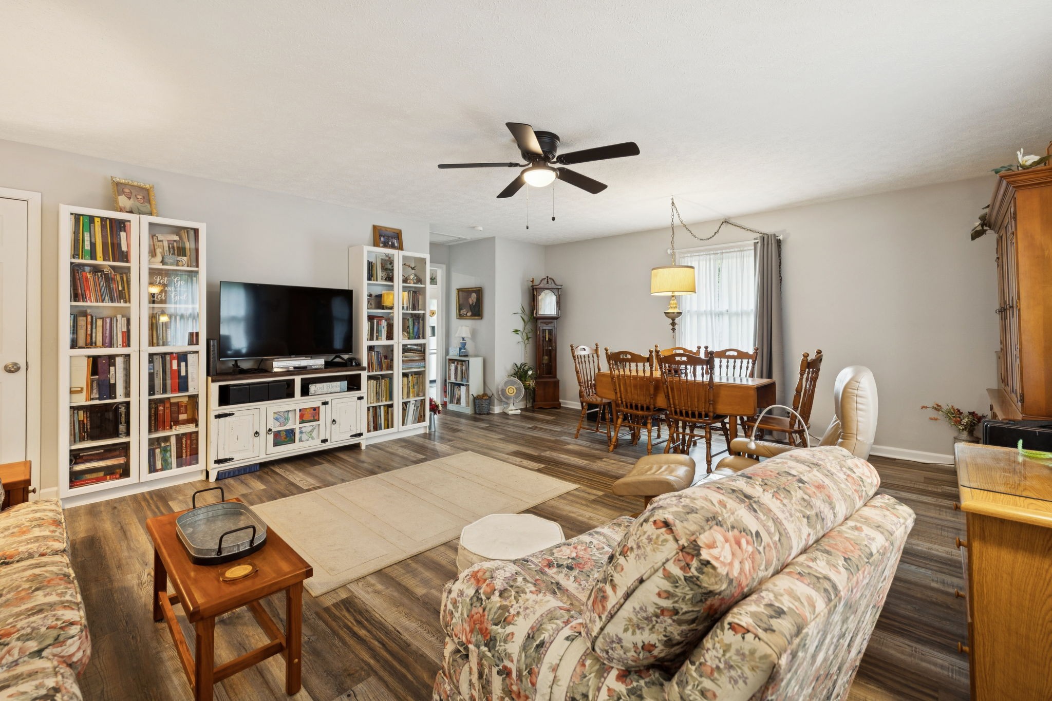 255 St Mary's Road Buffalo Valley, TN 38548 - Photo 24 of 61 a living room with furniture and a flat screen tv