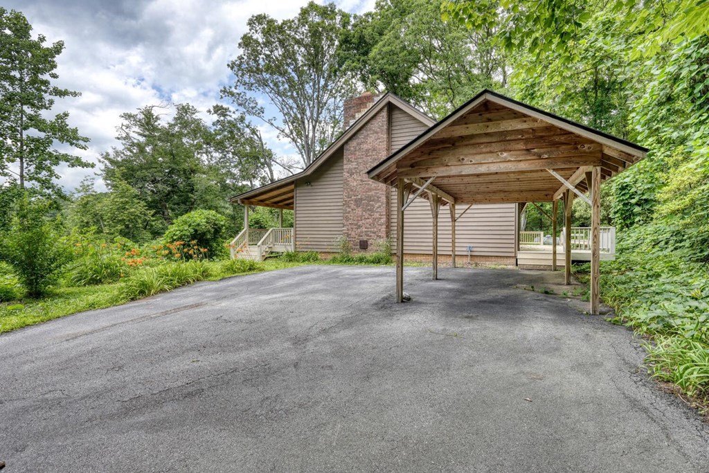 988 Yorkhouse Road Rabun Gap, GA 30568 - Photo 3 of 45 Gallery Image 3