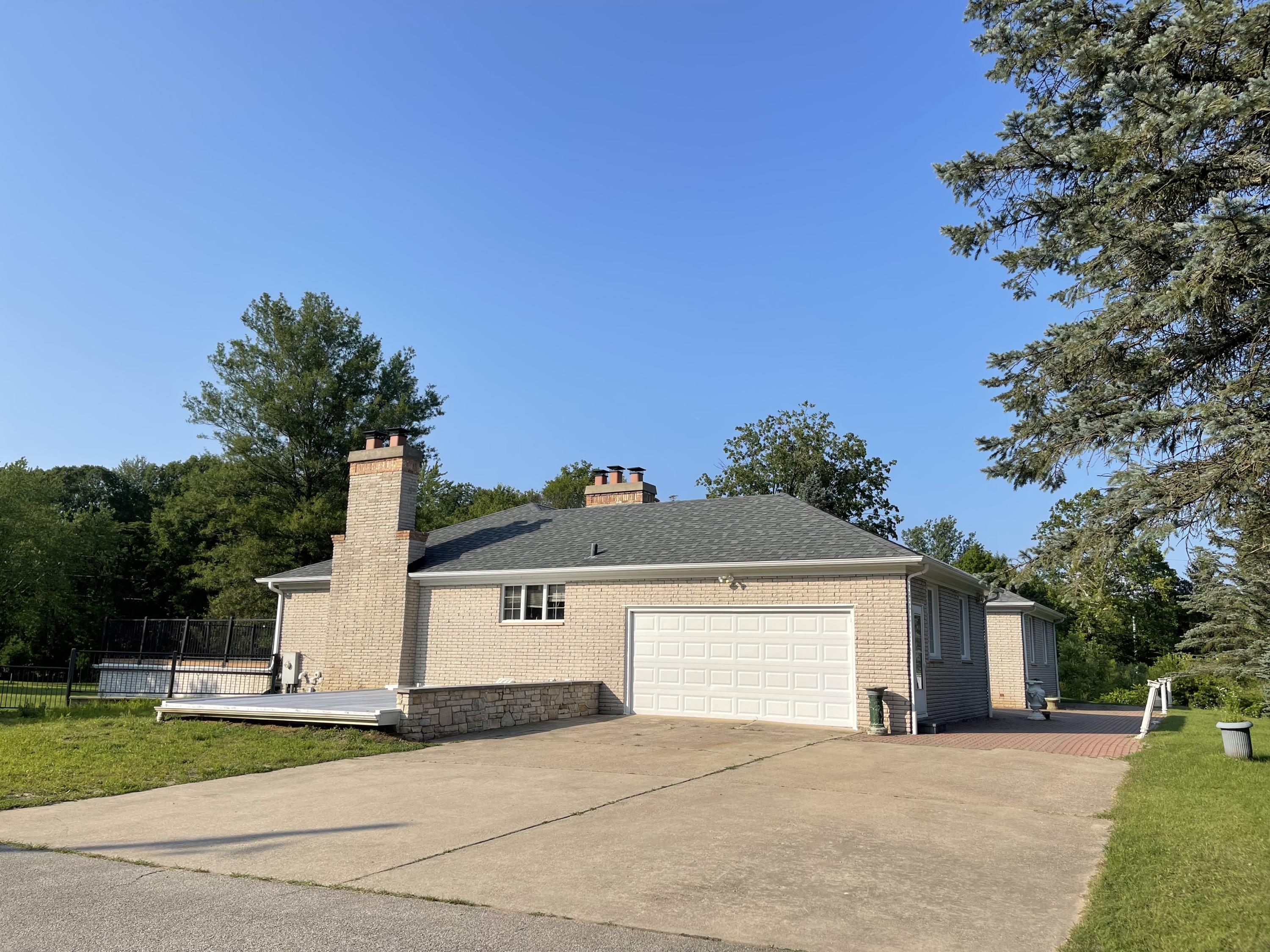 54438 Butcher Road Lawrence, MI 49064 - Photo 1 of 41 IMG-2853