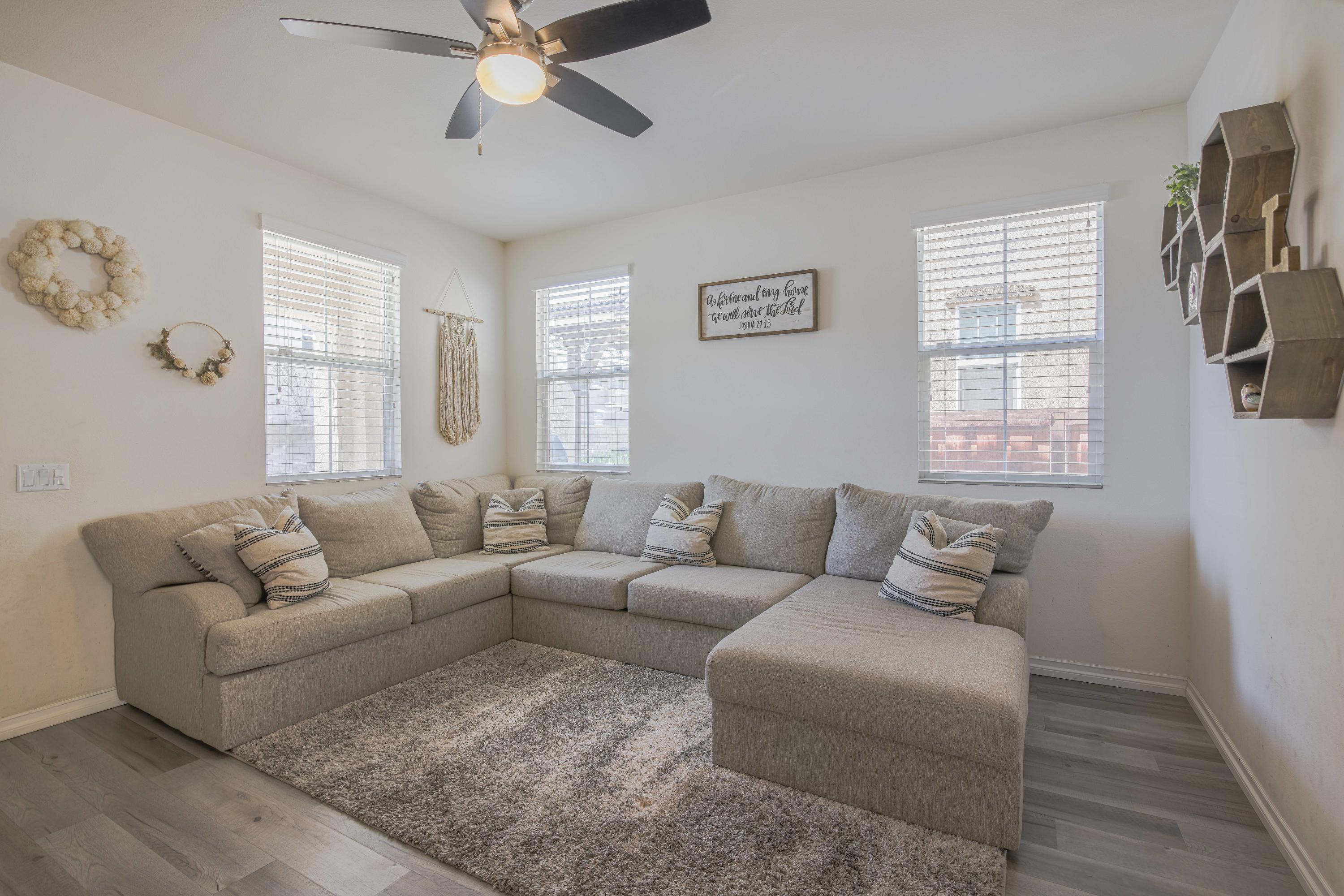 4359 Amanecer Drive Riverside, CA 92504 - Photo 2 of 19 Interior (1 of 14)