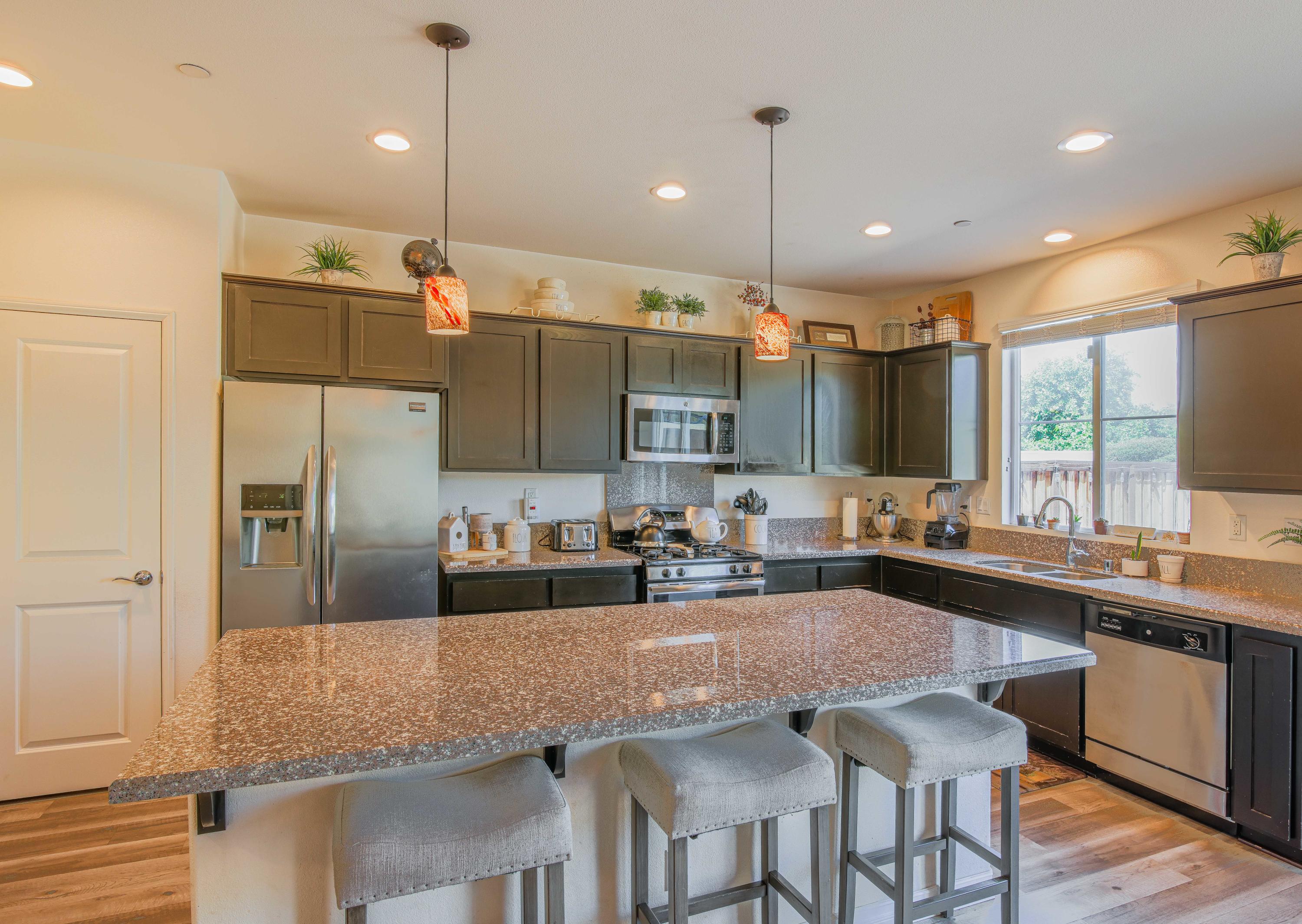 4359 Amanecer Drive Riverside, CA 92504 - Photo 4 of 19 Interior (3 of 14)
