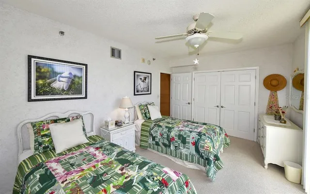 $10,000 | 1485 Gulf Of Mexico Drive, Unit 109, Longboat Key, FL 34228