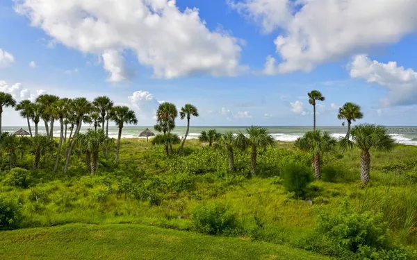 $10,000 | 1485 Gulf Of Mexico Drive, Unit 109, Longboat Key, FL 34228