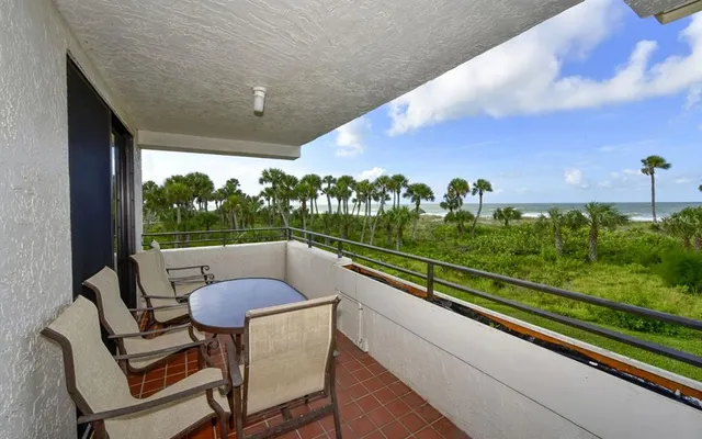 $10,000 | 1485 Gulf Of Mexico Drive, Unit 109, Longboat Key, FL 34228