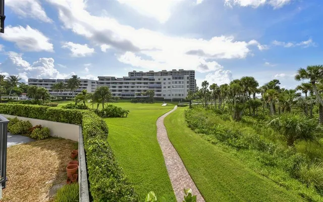 $10,000 | 1485 Gulf Of Mexico Drive, Unit 109, Longboat Key, FL 34228