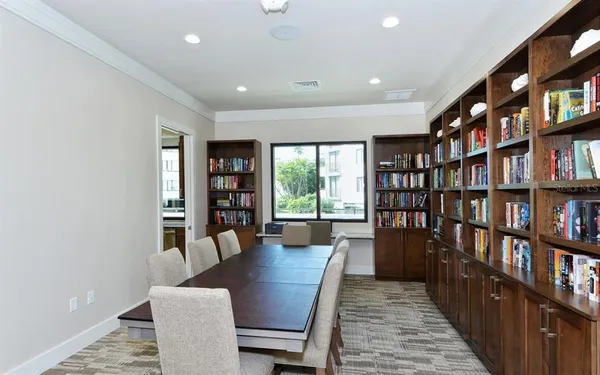 $10,000 | 1485 Gulf Of Mexico Drive, Unit 109, Longboat Key, FL 34228