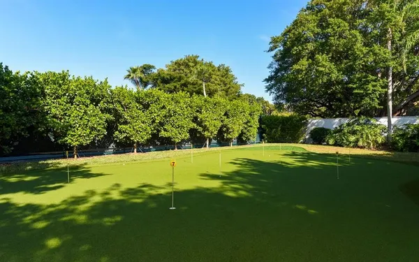 $10,000 | 1485 Gulf Of Mexico Drive, Unit 109, Longboat Key, FL 34228