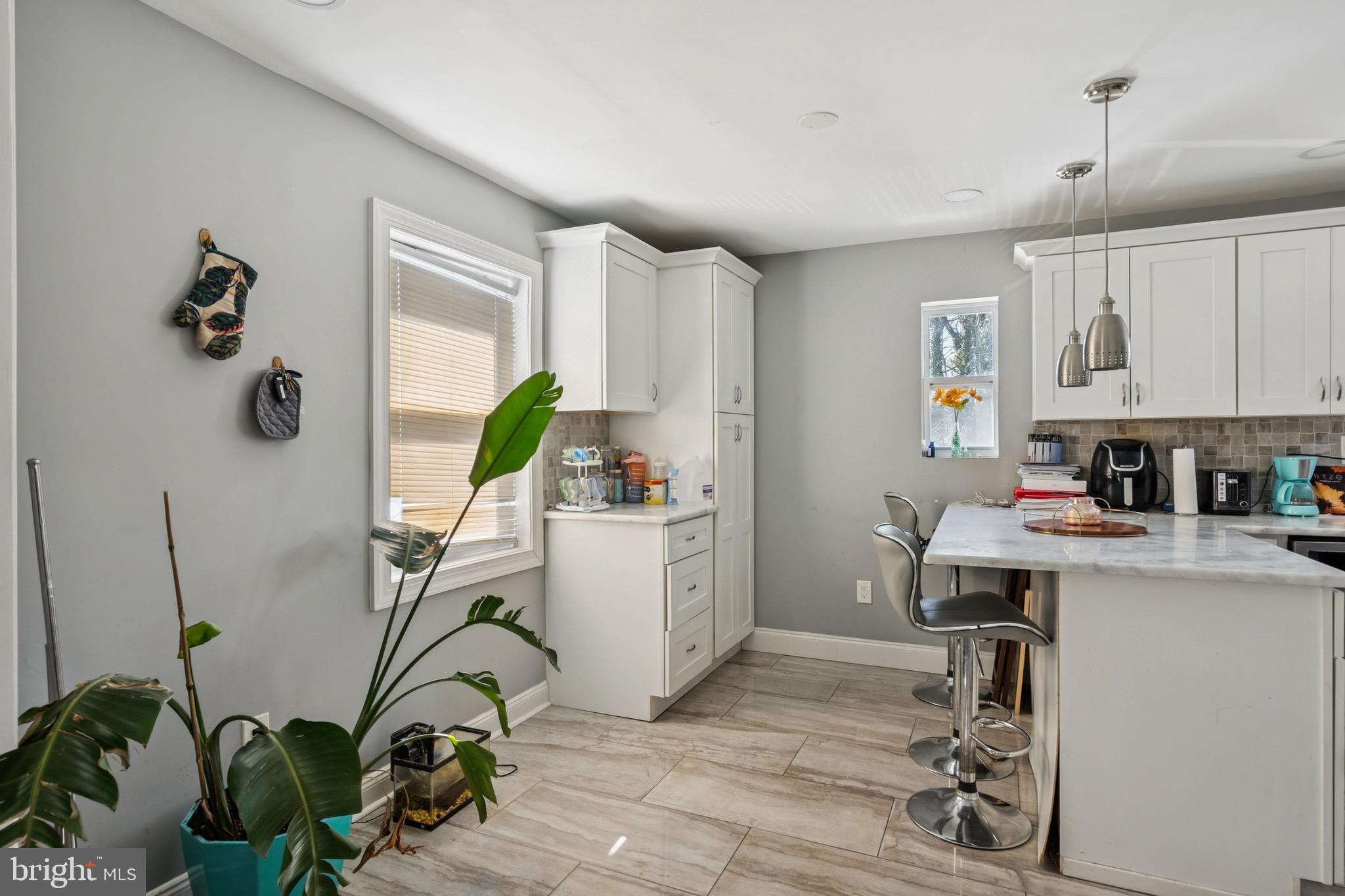 206 South Maple Avenue Maple Shade, NJ 08052 - Photo 8 of 25