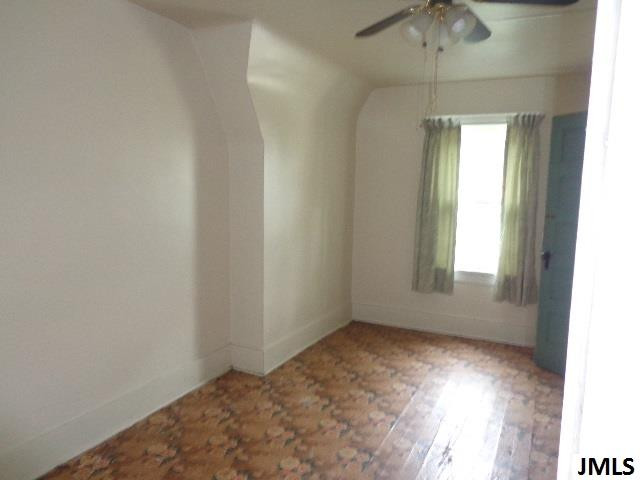 758 South Sutton Road Jackson, MI 49203 - Photo 15 of 25 Photo 15