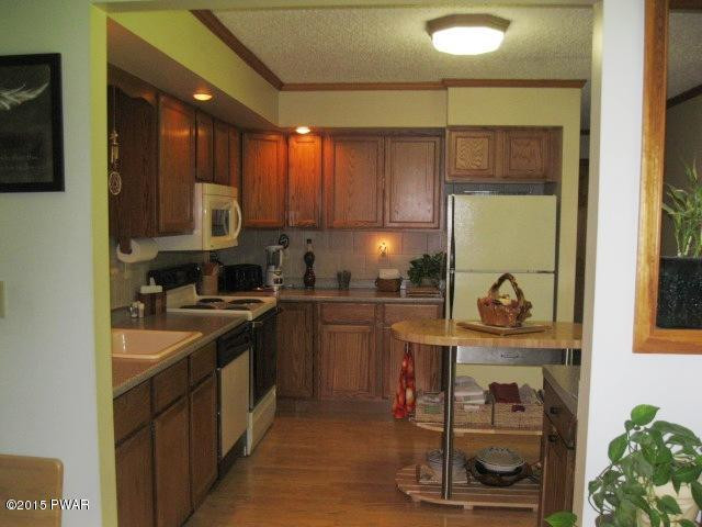 142 Pine Road Hawley, PA 18428 - Photo 7 of 22