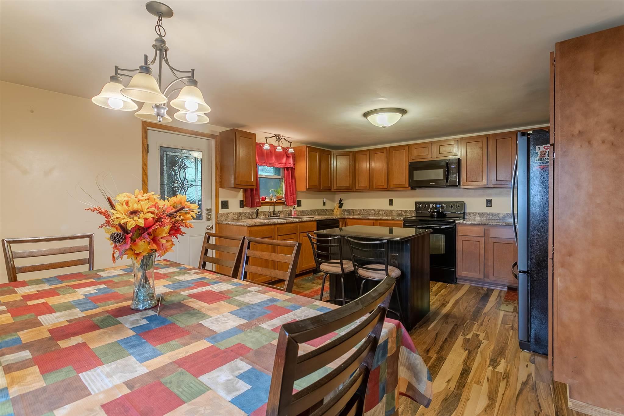 6499 Yankeetown Road Boonville, IN 47601 - Photo 12 of 36 Gallery Image 12
