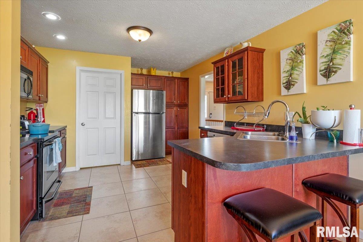 2909 Tanner Road Springfield, IL 62702 - Photo 11 of 39