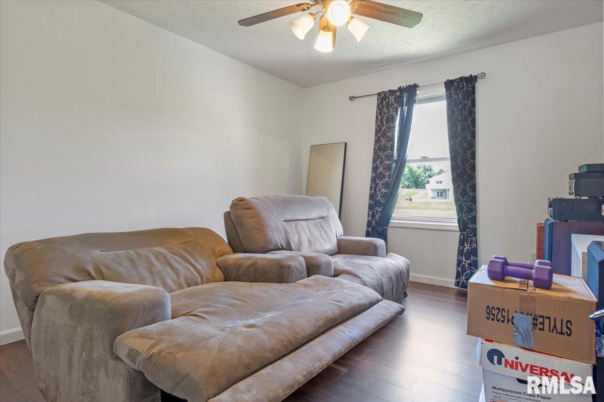 2909 Tanner Road Springfield, IL 62702 - Photo 22 of 39