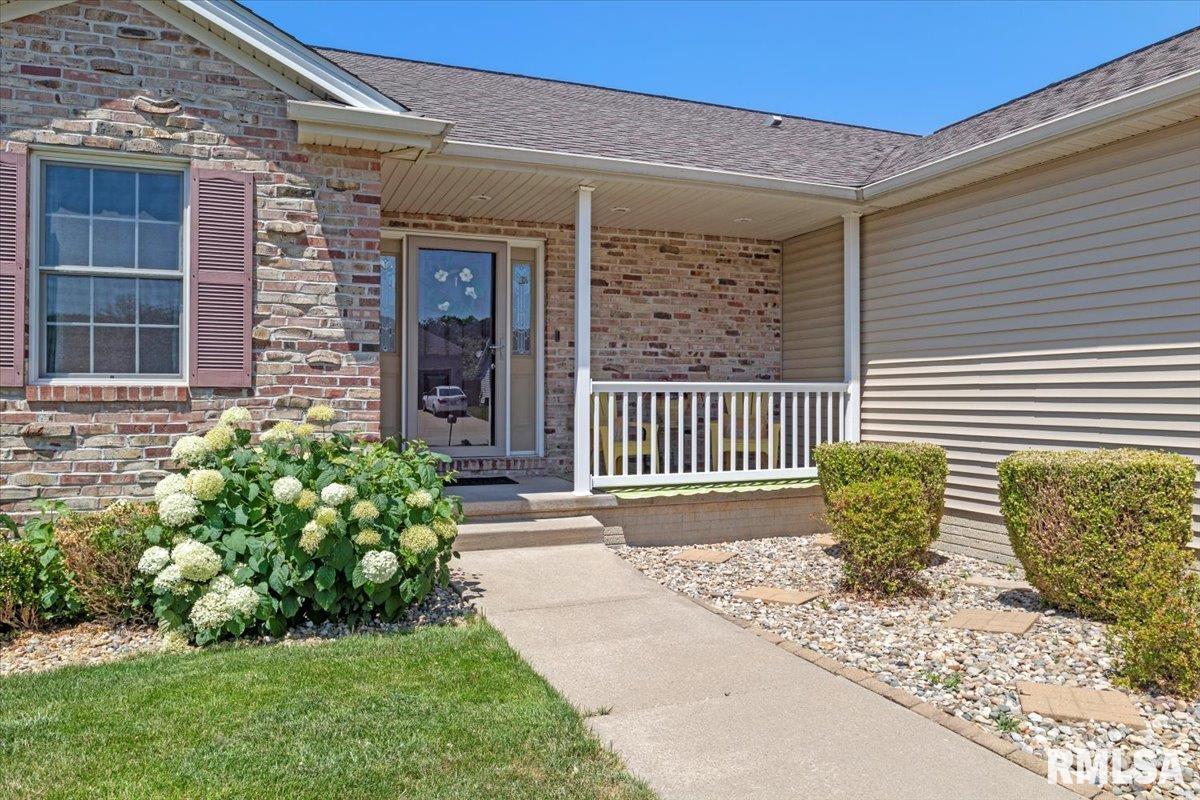 2909 Tanner Road Springfield, IL 62702 - Photo 3 of 39