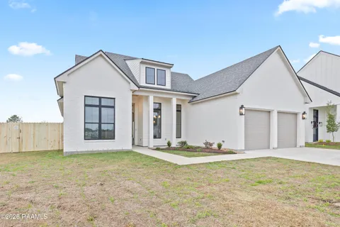 $499,999 | 119 Travellers Palm, Youngsville, LA 70592