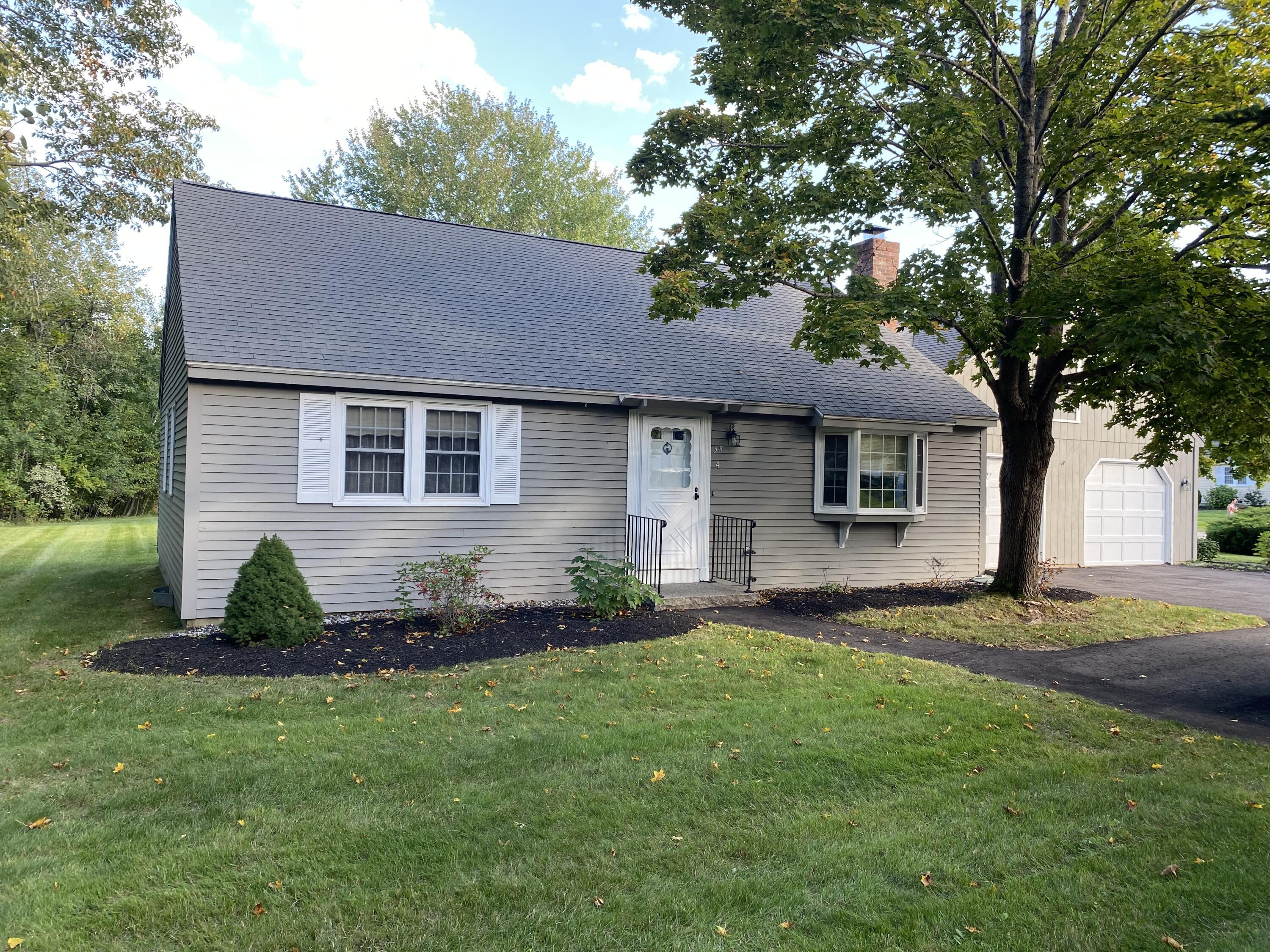 55 Flintlock Village Road, Unit 4 Wells, ME 04090 - Photo 3 of 29 F47C4A55-5F4A-465A-B517-27DB41077D70