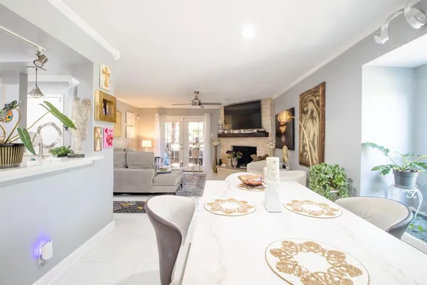 $1,995 | 5200 Martel Avenue, Unit 6A, Dallas, TX 75206