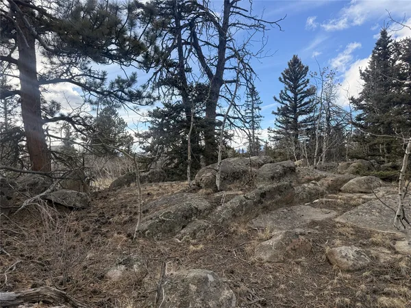 $69,900 | 837 Concord Drive, Jefferson, CO 80456