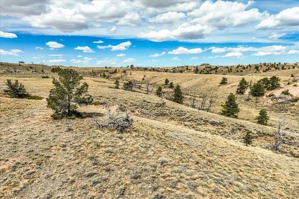 $100,000 | 9 Bear Ridge Road, Buford, WY 82052