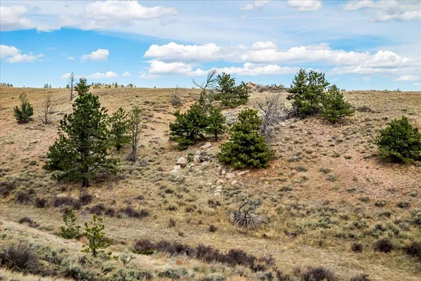 $100,000 | 9 Bear Ridge Road, Buford, WY 82052