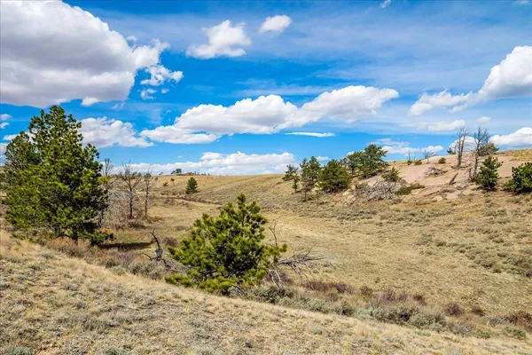 $100,000 | 9 Bear Ridge Road, Buford, WY 82052