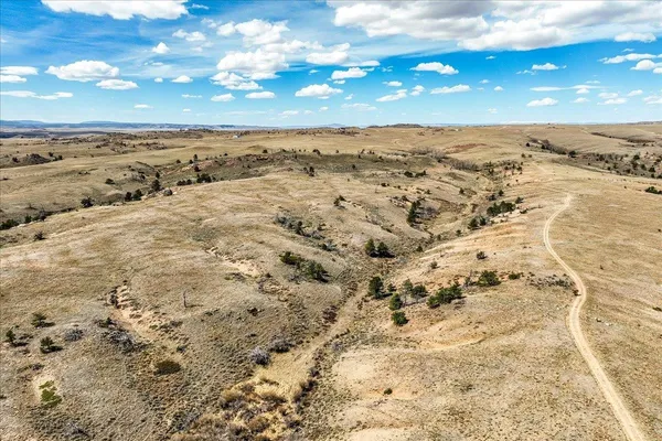 $100,000 | 9 Bear Ridge Road, Buford, WY 82052