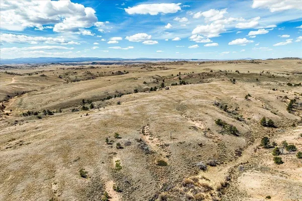 $100,000 | 9 Bear Ridge Road, Buford, WY 82052