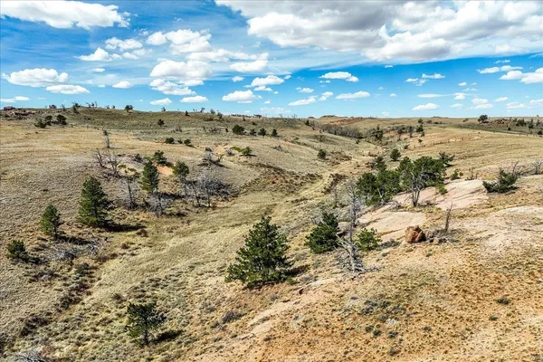 $100,000 | 9 Bear Ridge Road, Buford, WY 82052
