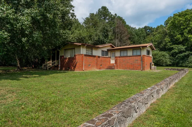 $305,000 | 183 Long Hollow Road, Rock Spring, GA 30739