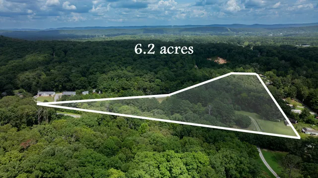 $305,000 | 183 Long Hollow Road, Rock Spring, GA 30739