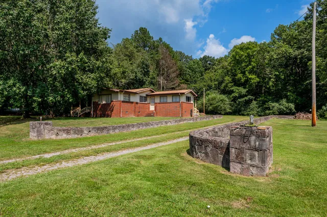 $305,000 | 183 Long Hollow Road, Rock Spring, GA 30739