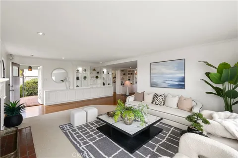$4,249,000 | 499 Legion Street, Laguna Beach, CA 92651