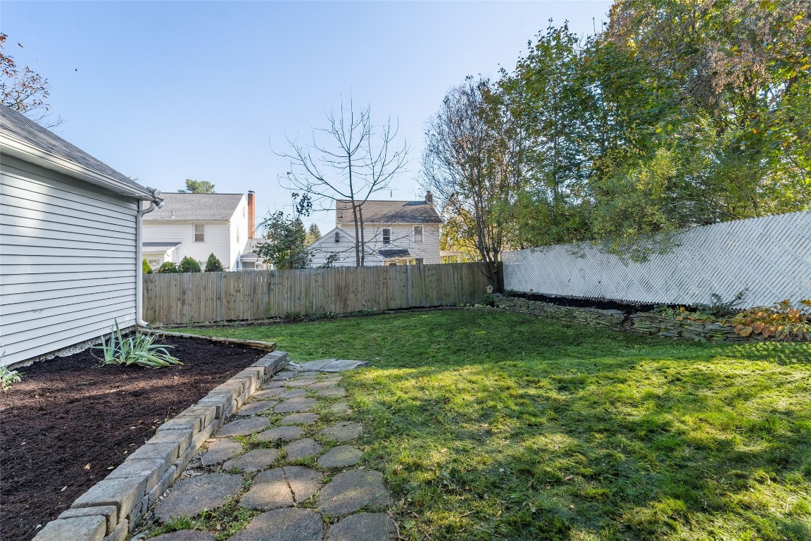 26 Rugby Road Binghamton, NY 13905 - Photo 27 of 32 Gallery Image 27