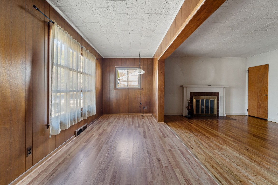 26 Rugby Road Binghamton, NY 13905 - Photo 3 of 32 Gallery Image 3