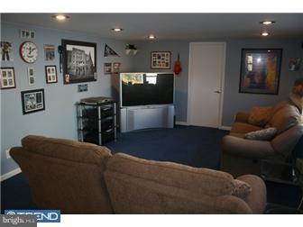 2149 Keith Road Abington, PA 19001 - Photo 7 of 12 Gallery Image 7