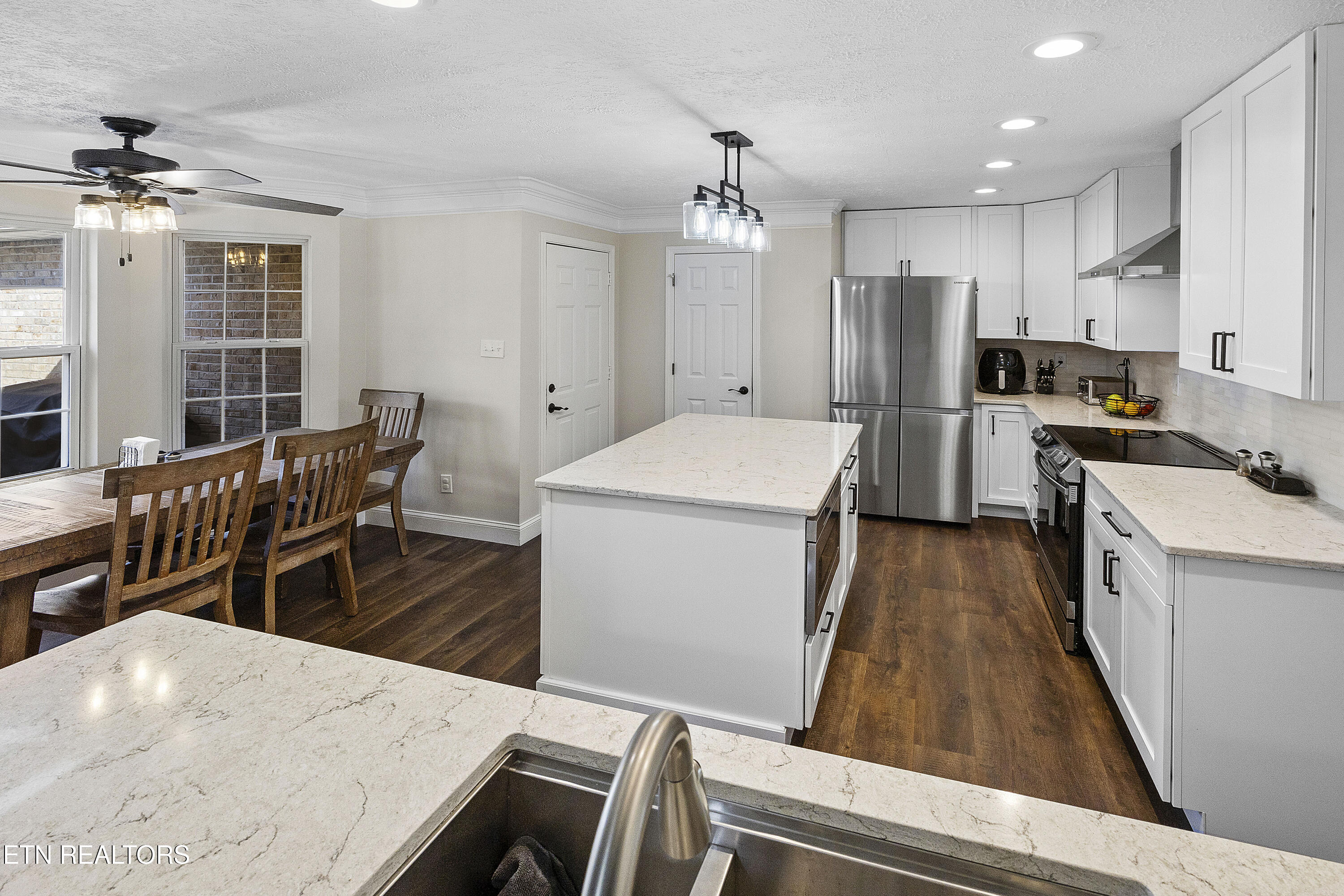 5829 Maloneyville Road Corryton, TN 37721 - Photo 18 of 44 Kitchen