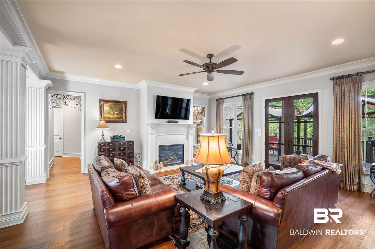 11171 Redfern Road Daphne, AL 36526 - Photo 8 of 50 Living Room