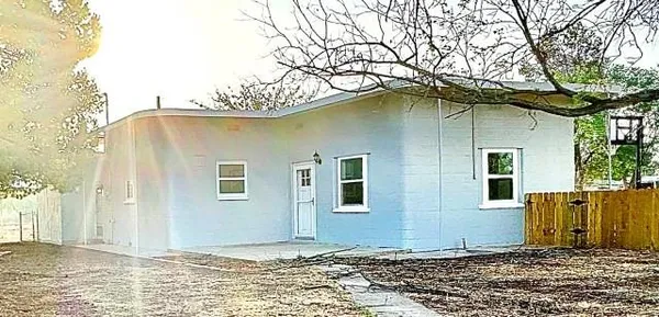 $189,900 | 1406 North 7th Street, Alpine, TX 79830