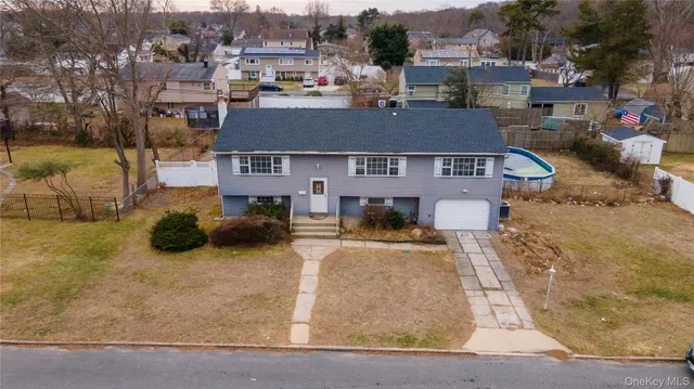 $739,000 | 6 Oxford Street, Islip, NY 11751